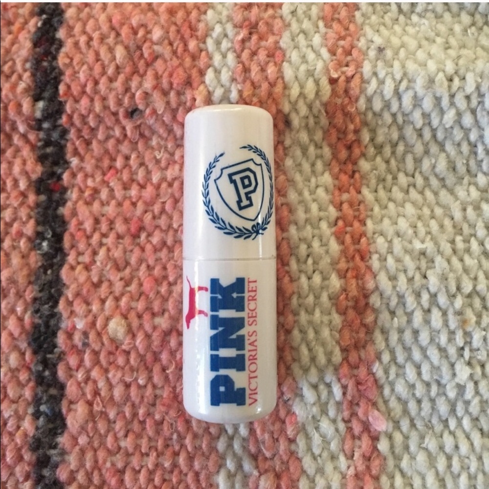 VS discontinued lip balm